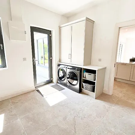 Lough Conn Haven By Trident Homes 度假居